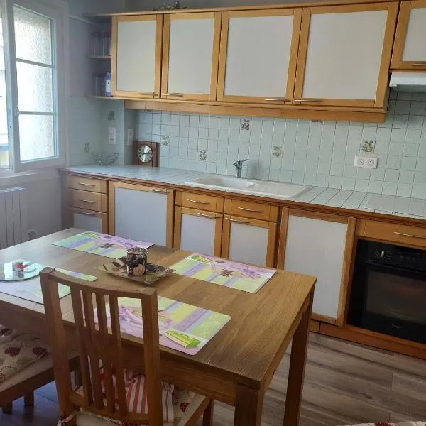 LE TREPORT 60M2 à 2mn plage port funiculaire casino commerces，位于勒特雷波尔的酒店