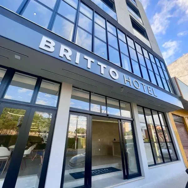 Britto Hotel，位于阿帕雷西达的酒店