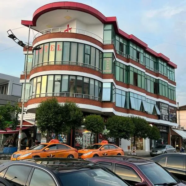 Hotel W Bush Square，位于Fushë-Krujë的酒店