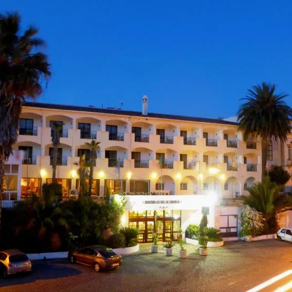索尔及塞拉酒店，位于Santo António das Areias的酒店