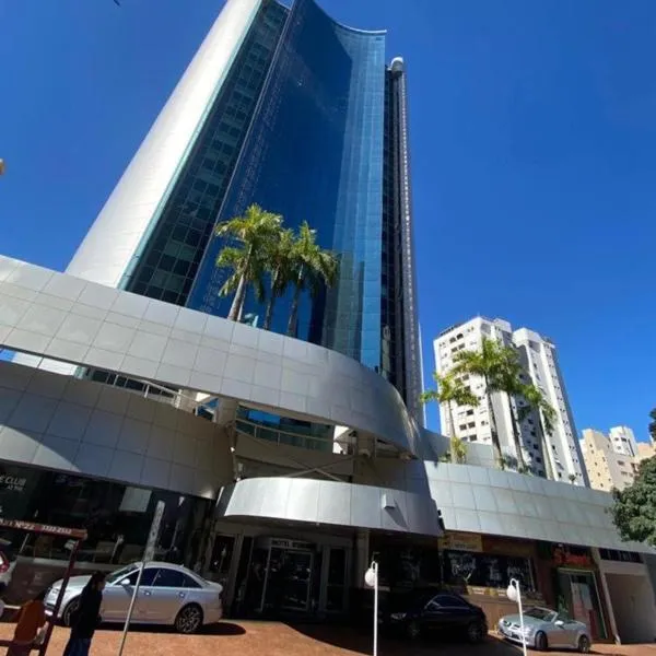 Fabulosa Suite 903 em Flat Alto Padrão，位于隆德里纳的酒店