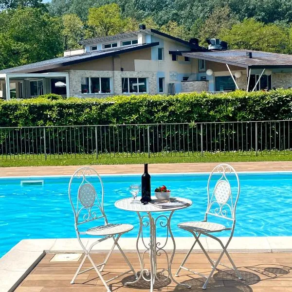 Casa Vacanze Alessandro，位于Spinone Al Lago的酒店
