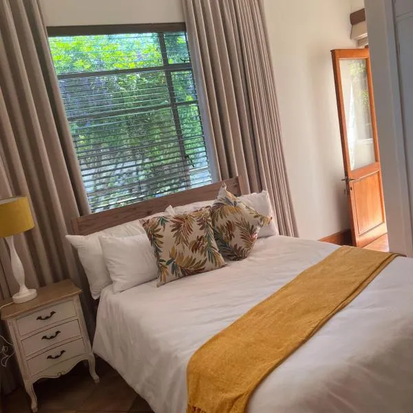 Peaceful@Swansea In Rosebank-Parkwood，位于约翰内斯堡的酒店