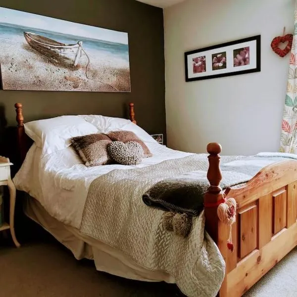 House - Alton Towers,Peak District,Wildlife Park，位于利克的酒店