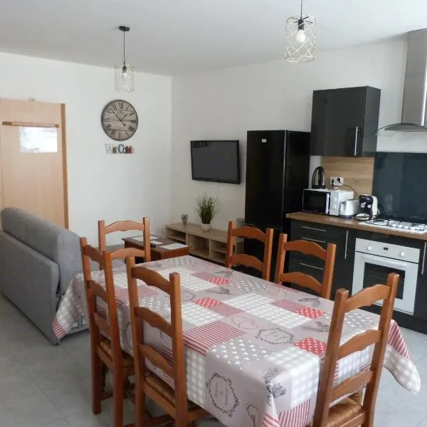 Appartement T.2 - Parking -Gratuit，位于维耶尔宗的酒店