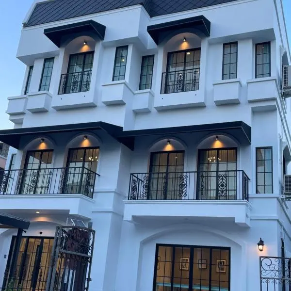 Casa Luna，位于曼谷的酒店