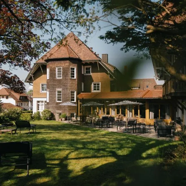 德尔赫尔申旅馆，位于Buchenbach的酒店