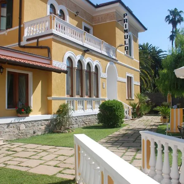 普利姆拉酒店，位于维拉诺瓦达尔本加的酒店