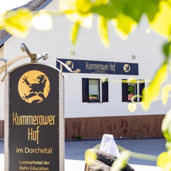 Kummerower Hof，位于古本的酒店