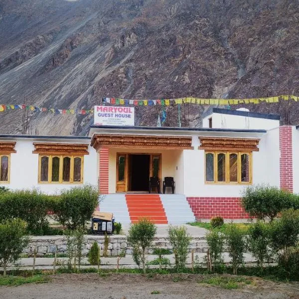 Maryoul Guest House, Hunder Nubra，位于努布拉的酒店