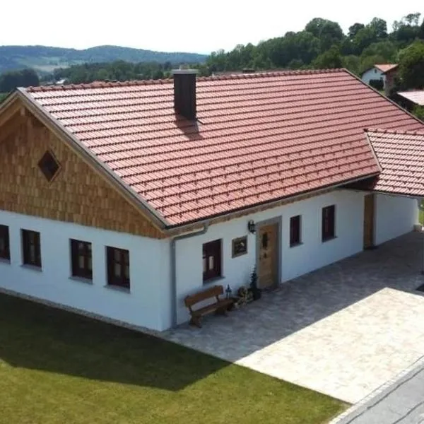 Chalet Zur Wildrose，位于弗赖翁的酒店