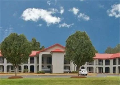 Country Hearth Inn & Suites Dawson，位于Dawson的酒店