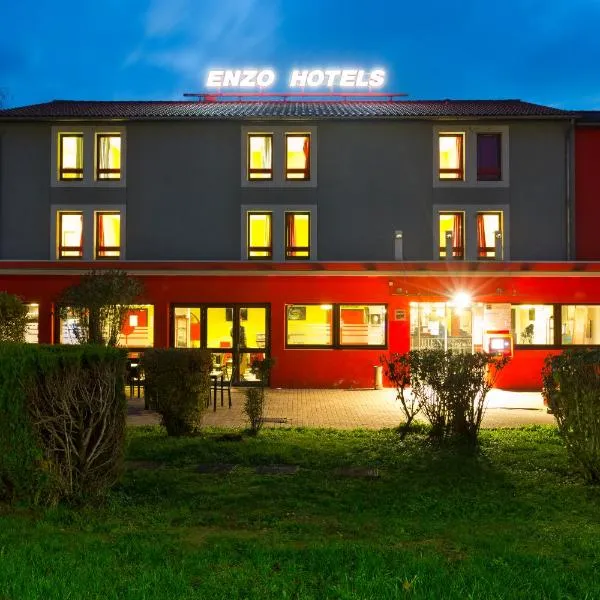 Enzo Hotels Pont-a-Mousson by Kyriad Direct，位于Vandières的酒店