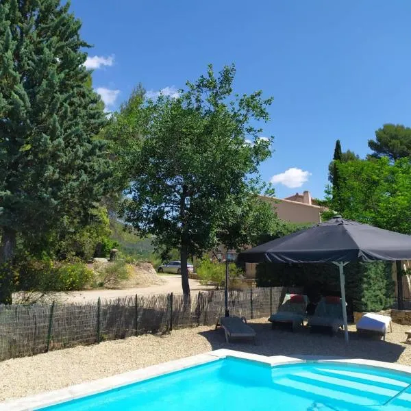Chambre au Cœur du Luberon，位于Peypin-dʼAigues的酒店