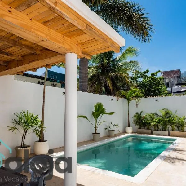VIca Guest House con piscina en la entrada de la Zona Hotelera，位于坎昆的酒店