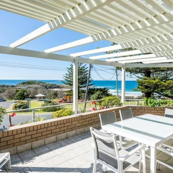 Location+ Ocean & headland views. Wifi, linen +，位于扬巴的酒店