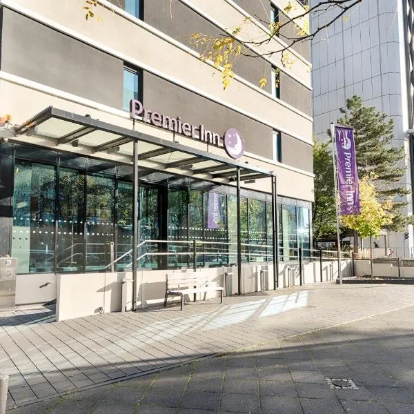 Premier Inn Frankfurt Westend，位于美因河畔法兰克福的酒店