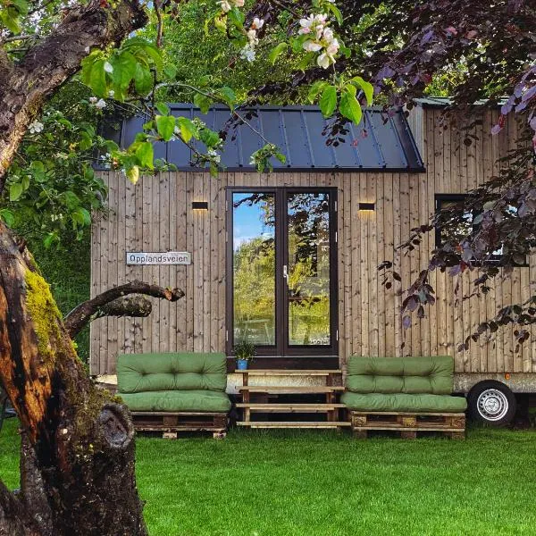 Tiny house - idyllic accommodation，位于Rykene的酒店