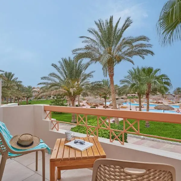 Three Corners Sea Beach Resort，位于Marsa Alam的酒店