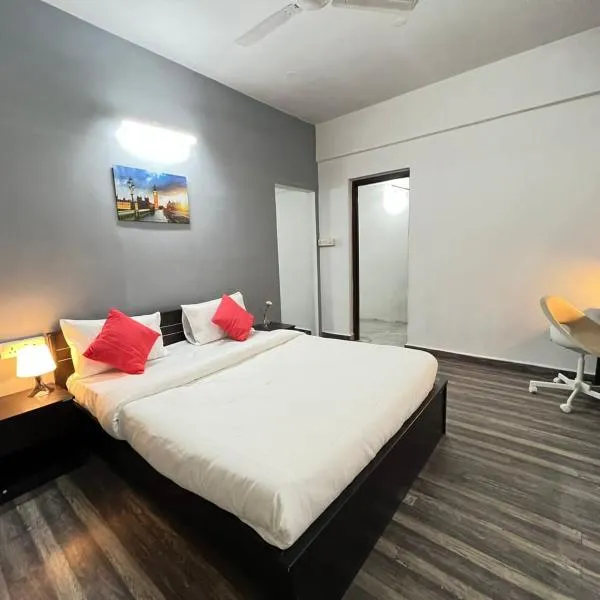 BedChambers Serviced Apartments, Hyderabad，位于海得拉巴的酒店