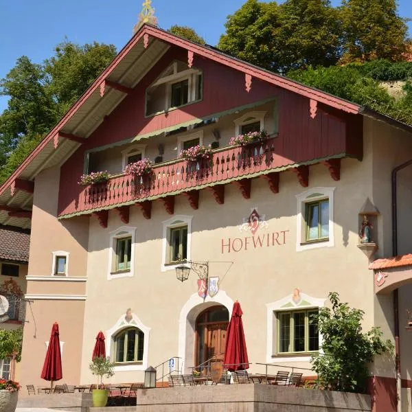 Hotel Hofwirt Neubeuern，位于Flintsbach am Inn的酒店
