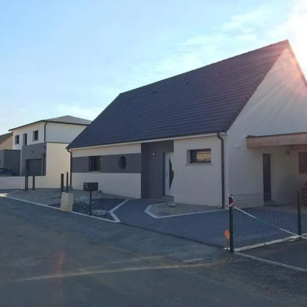 Chambres 24h du Mans，位于米萨讷的酒店