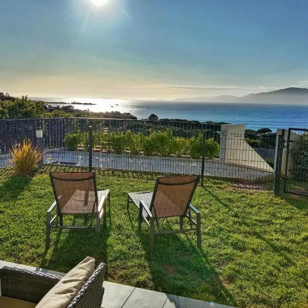 Les Rivages de Stagnola Appartement T3 vue mer et montagne plage 200m climatisé，位于皮耶特罗塞拉的酒店