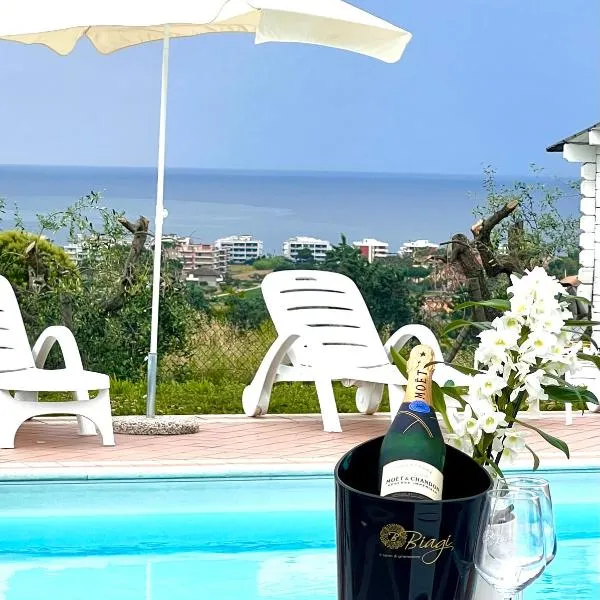 Vigneto - Italian Restaurant & B&B，位于Villa Rosa的酒店