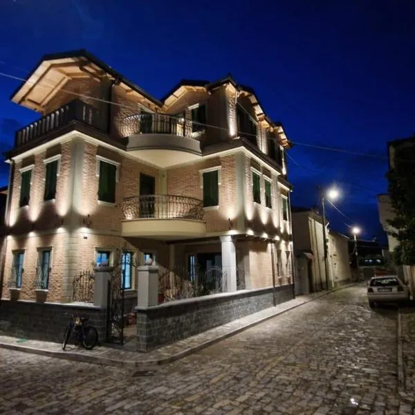 Bujtina Behram，位于戈里察的酒店