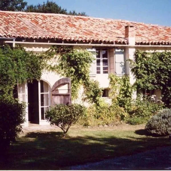 La Gaitrie Gite，位于Messac的酒店