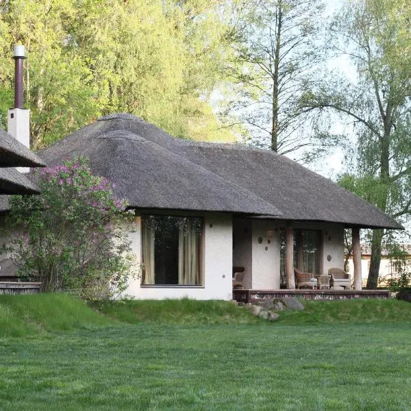 Secret Resort Club，位于佩列亚斯拉夫-赫梅利尼茨基的酒店