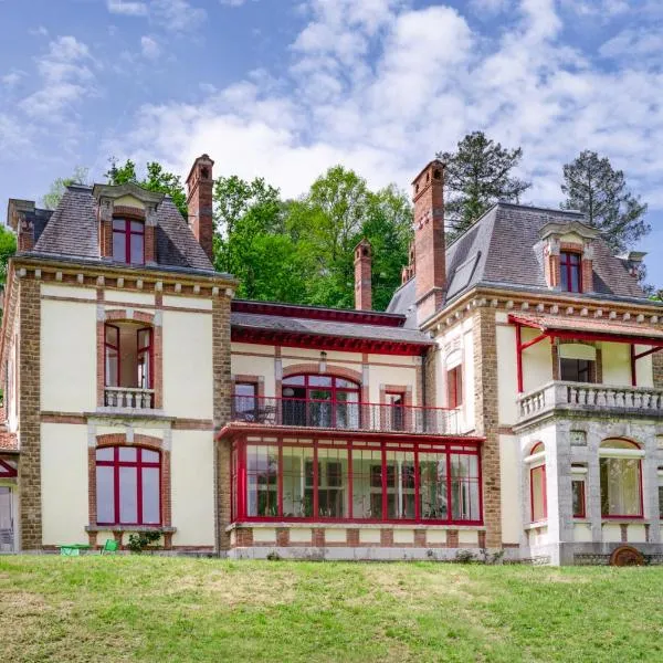 DOMAINE DE LA TISNERE，位于Gelos的酒店