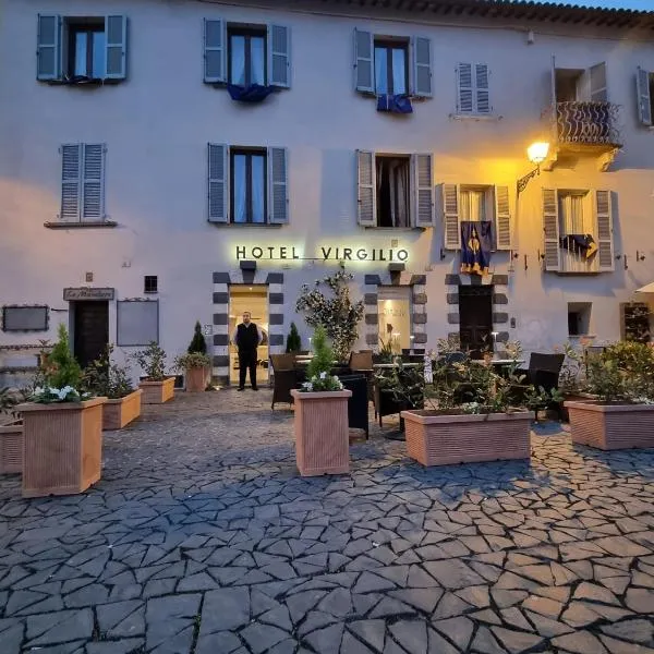 Hotel Virgilio，位于柏芝的酒店