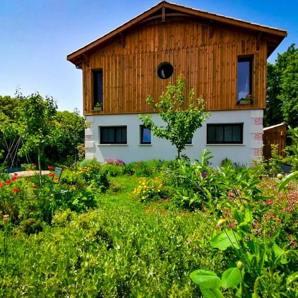 Les Callunes chambres d'hôtes et location meublée à 800 m de la plage !，位于拉特斯特德布赫的酒店