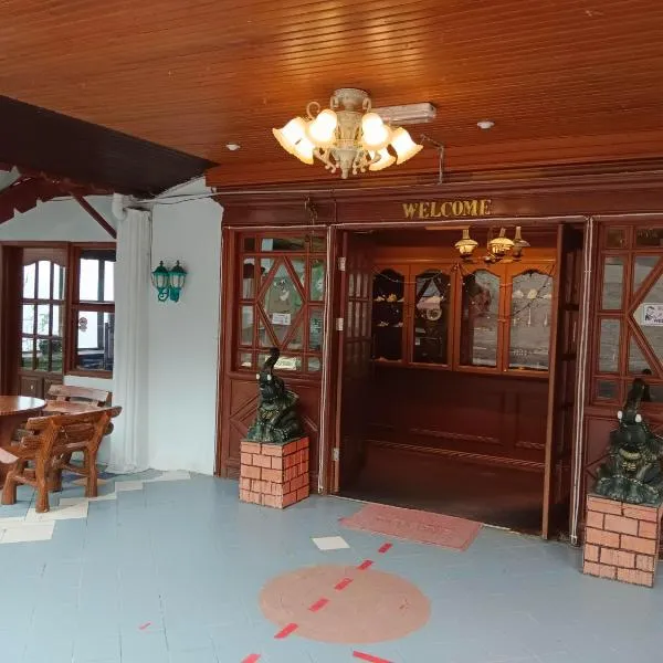 SUNRISE RECREATION HOMESTAY & CHALET，位于Kampong Kinasaraban的酒店