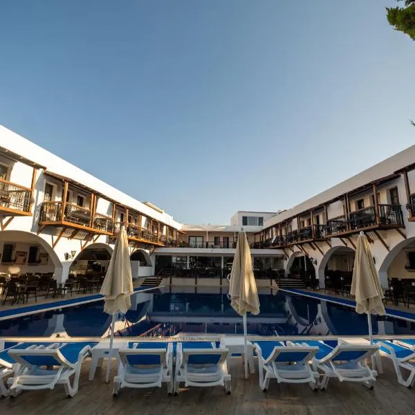 Costa Bitezhan Hotel - All Inclusive，位于比泰兹的酒店