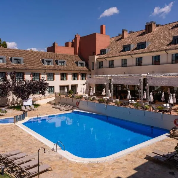 Hotel Antequera Hills，位于Cartaojal的酒店