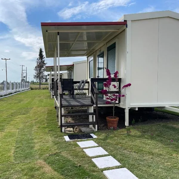 Aigeas Camping，位于尼亚·卡利克拉提亚的酒店