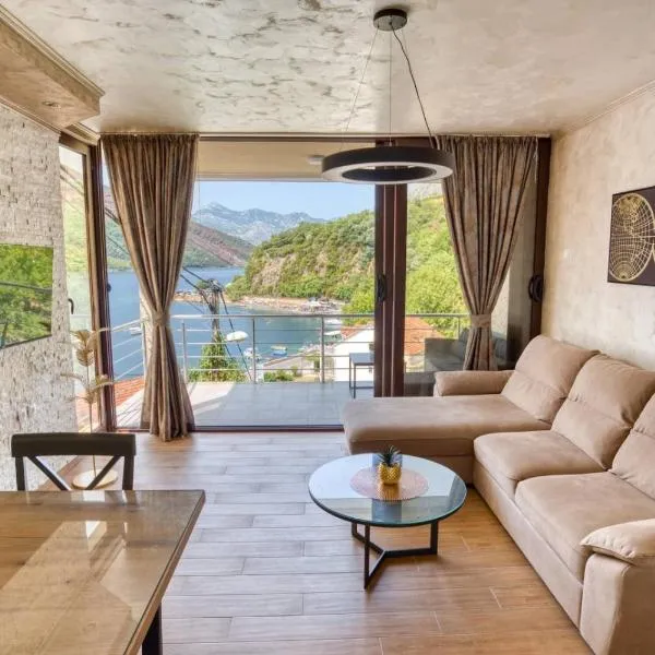 Apartmani Nikic -Tivat，位于蒂瓦特的酒店