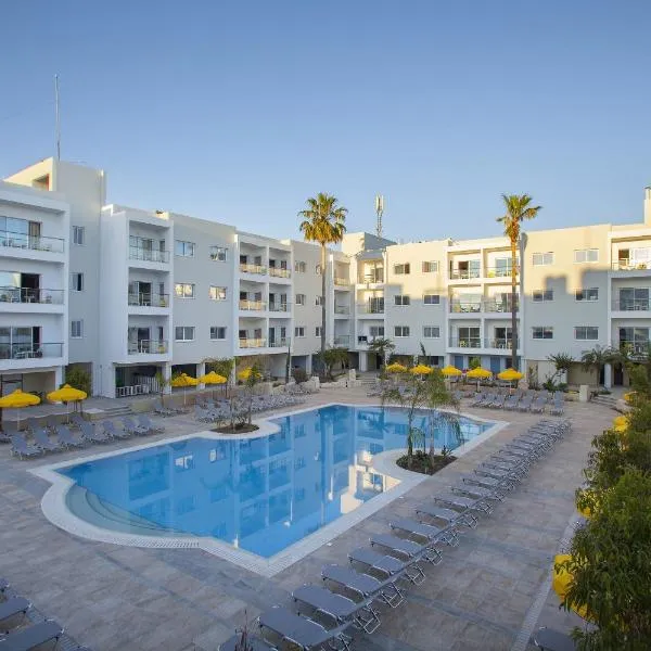 Mayfair Hotel formerly Smartline Paphos，位于Ktima的酒店