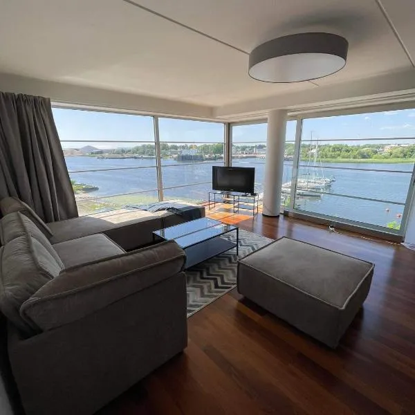 Ringi 37 Riverview Holiday Apartments，位于派尔努的酒店