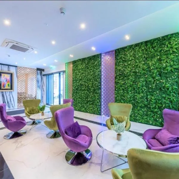 Hotel Business Bay das ehemalige Staycation Hotel，位于辛德尔芬根的酒店