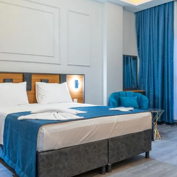 GRAND MOON HOTEL，位于厄森尤特的酒店