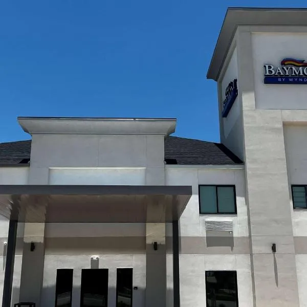 Baymont by Wyndham Freeport Texas，位于瑟夫赛德海滩的酒店