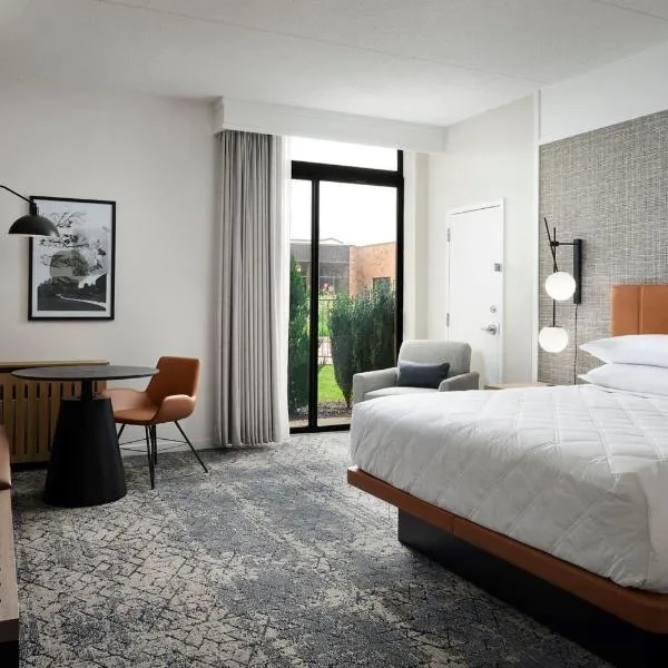 Sheraton Grand Rapids Airport Hotel，位于大急流城的酒店