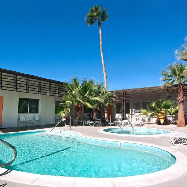The Getaway, Desert Hot Springs CA，位于棕榈泉的酒店