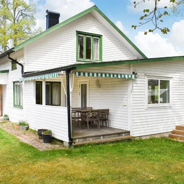 Awesome Home In Ånimskog With Wifi，位于Dalskog的酒店