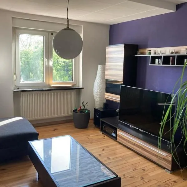 Sonnige Etagen-Wohnung, alleinige Nutzung, Wasserbett，位于诺因基兴的酒店