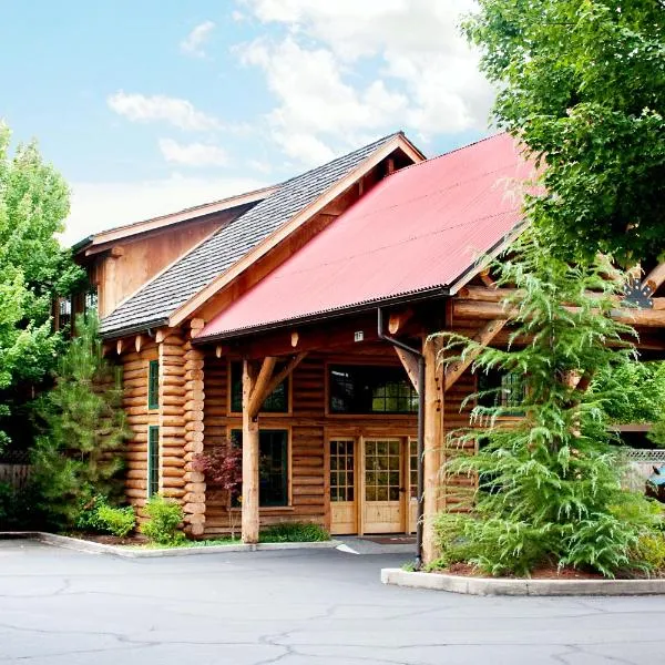 河畔山林小屋，位于Rogue River的酒店