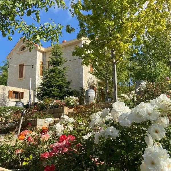 贝莱维电讯住宿加早餐旅馆，位于Bḩamdūn的酒店